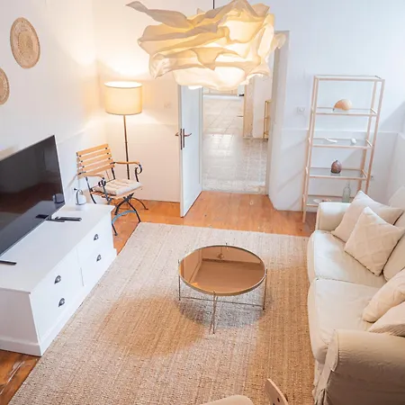 Casa Gojave - Authentic Hvar House With Garden 別荘 *