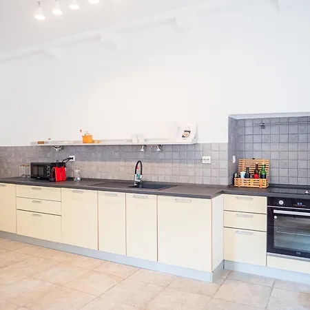 בית נופש Casa Gojave - Authentic Hvar House With Garden *