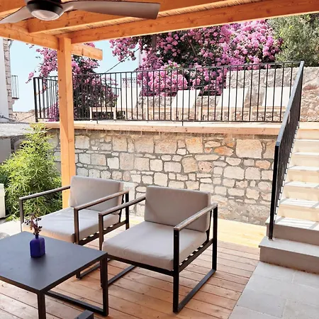 Casa Gojave - Authentic Hvar House With Garden Holiday home